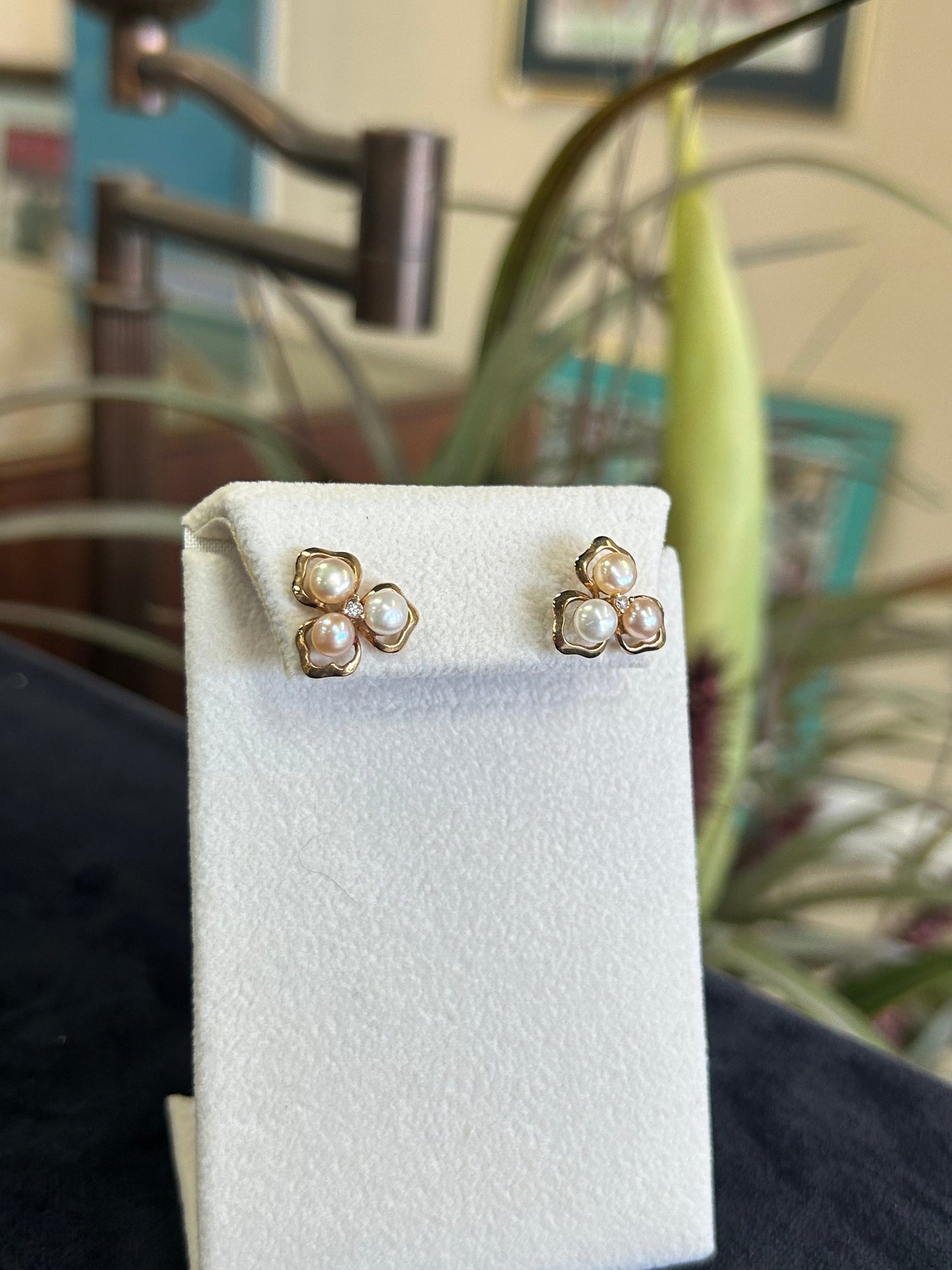 Pearl Cluster Earrings with Gold Leaf Design