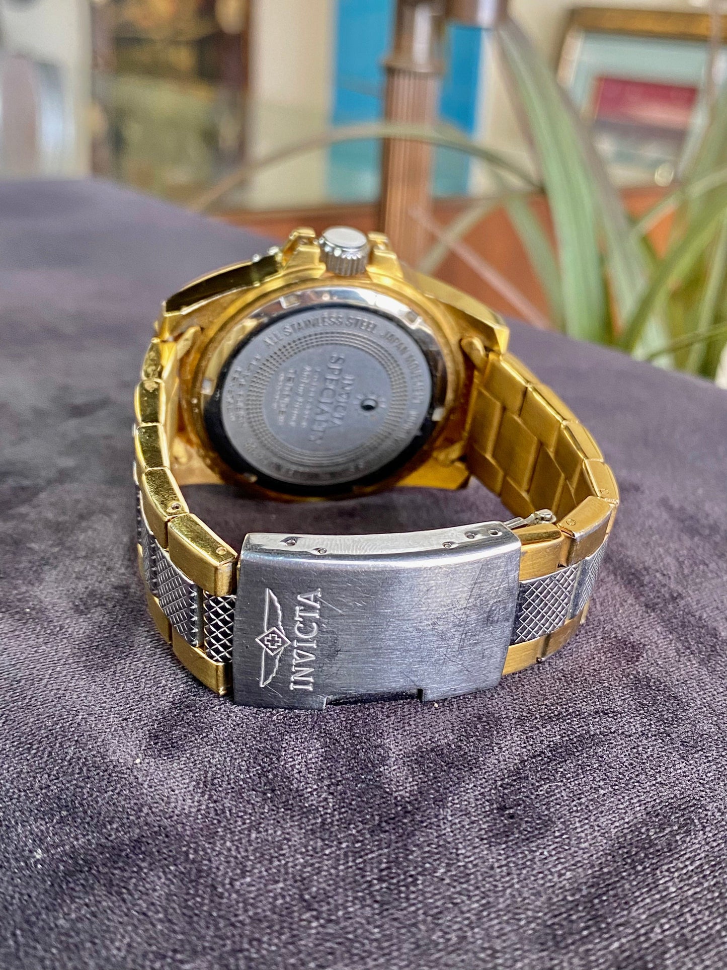 Invicta two tone model 15296