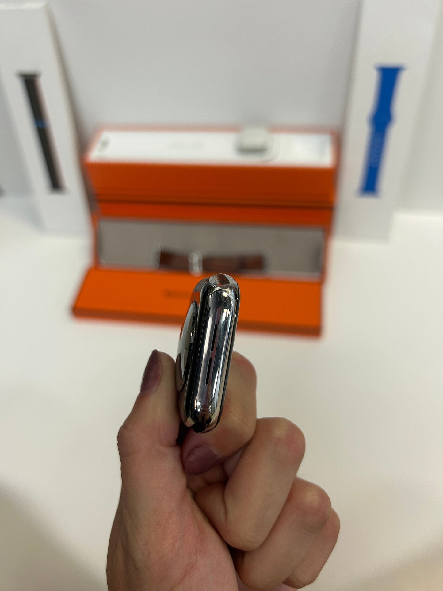 Apple Watch Series 6 Hermès 44mm with two Hermès Watch Bands (Leather Deployment, Rubber Band, Sport Band))
