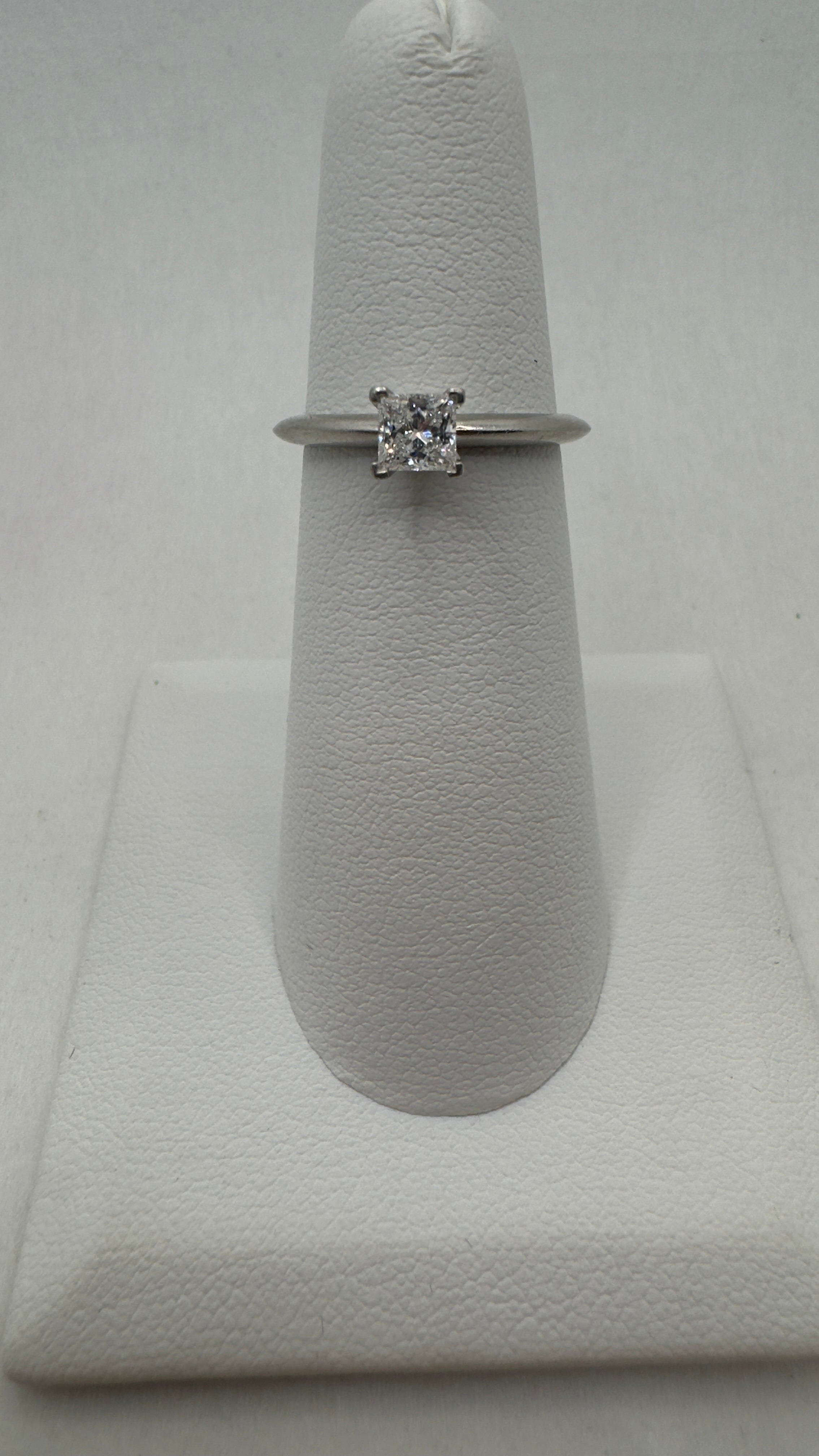 
Tiffany & Co Platinum Princess Cut Natural Diamond Engagement Ring