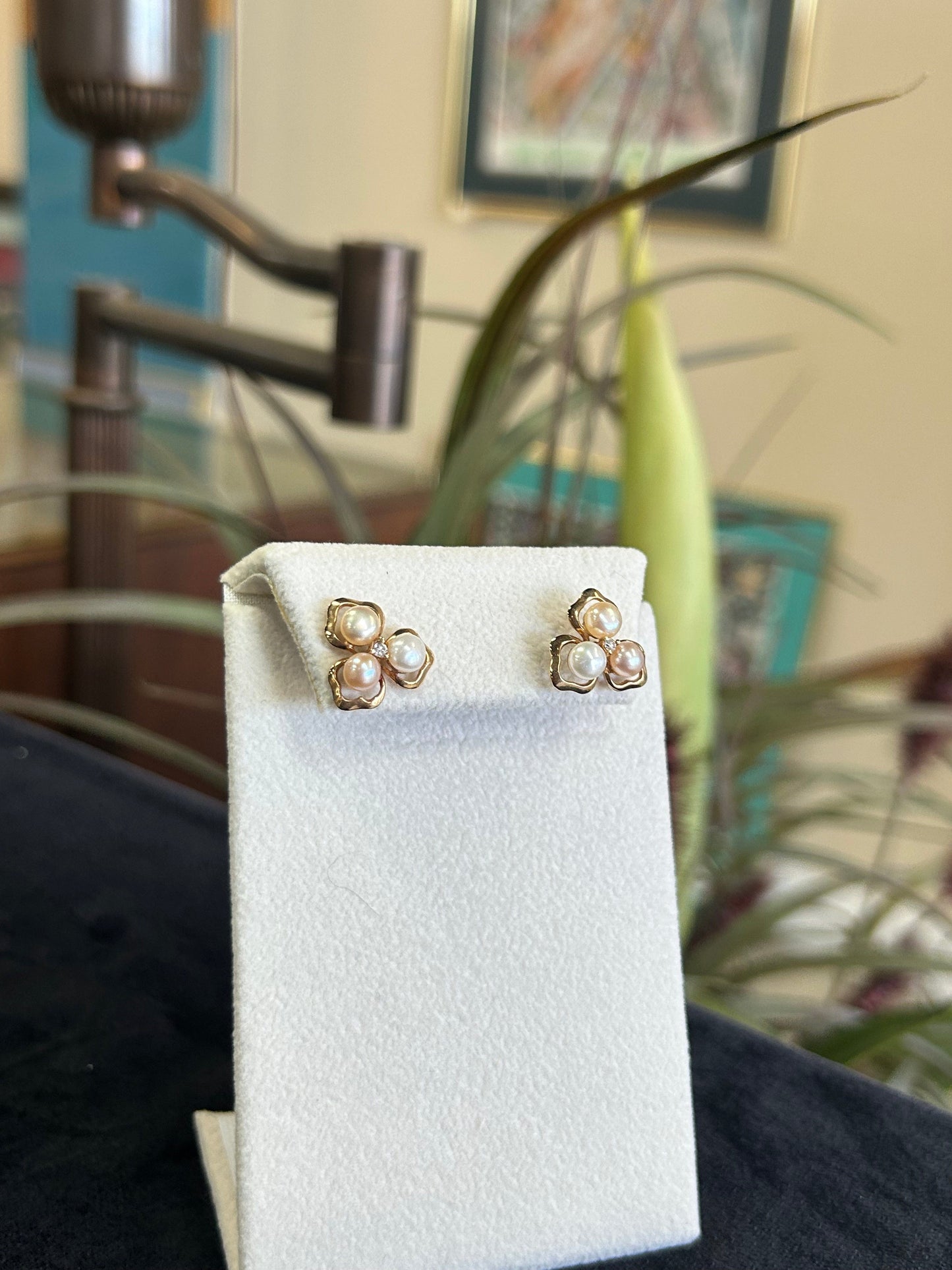 Pearl Cluster Earrings with Gold Leaf Design