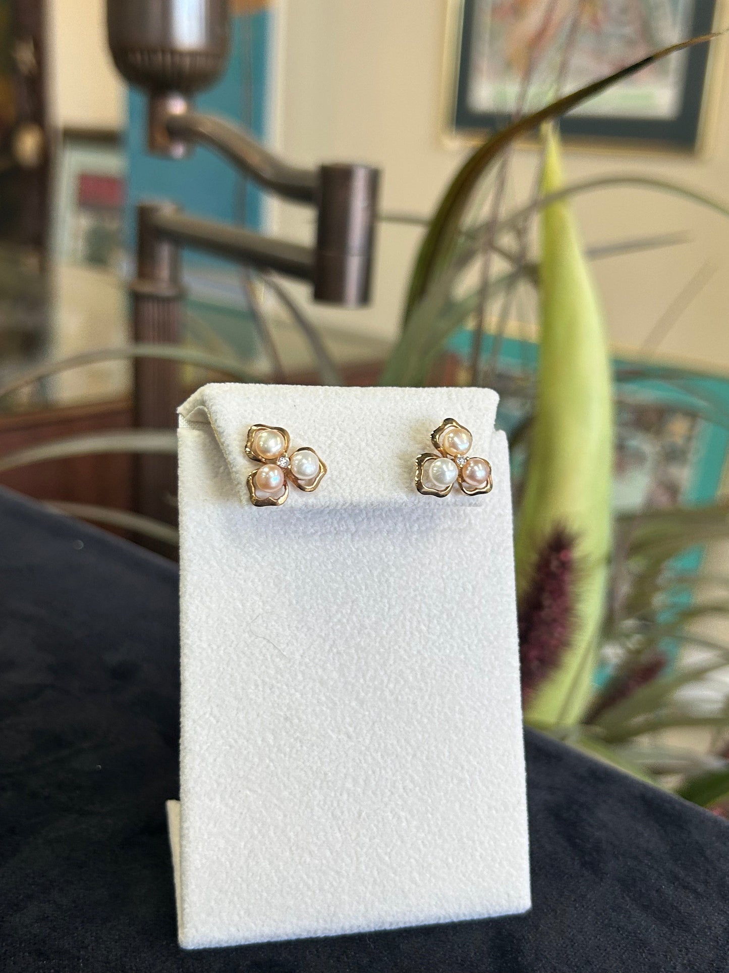 Pearl Cluster Earrings with Gold Leaf Design