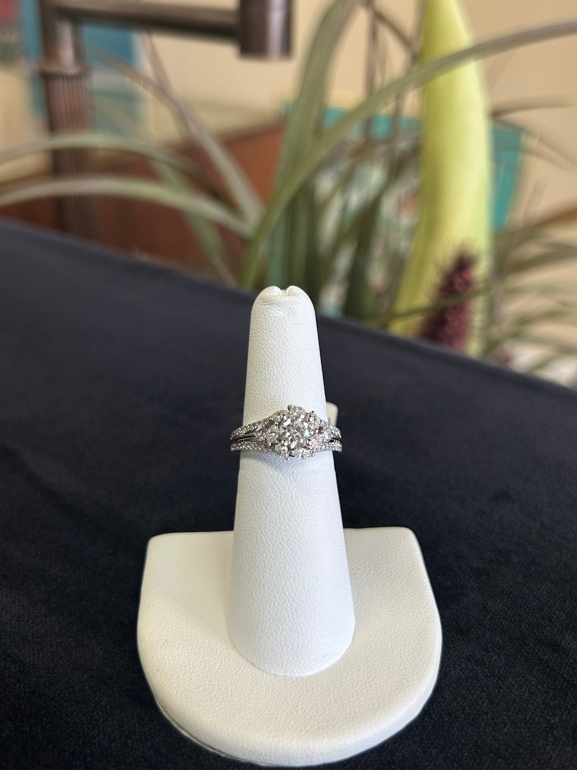 Adriaianna Papell - Diamond - Engagement- Ring