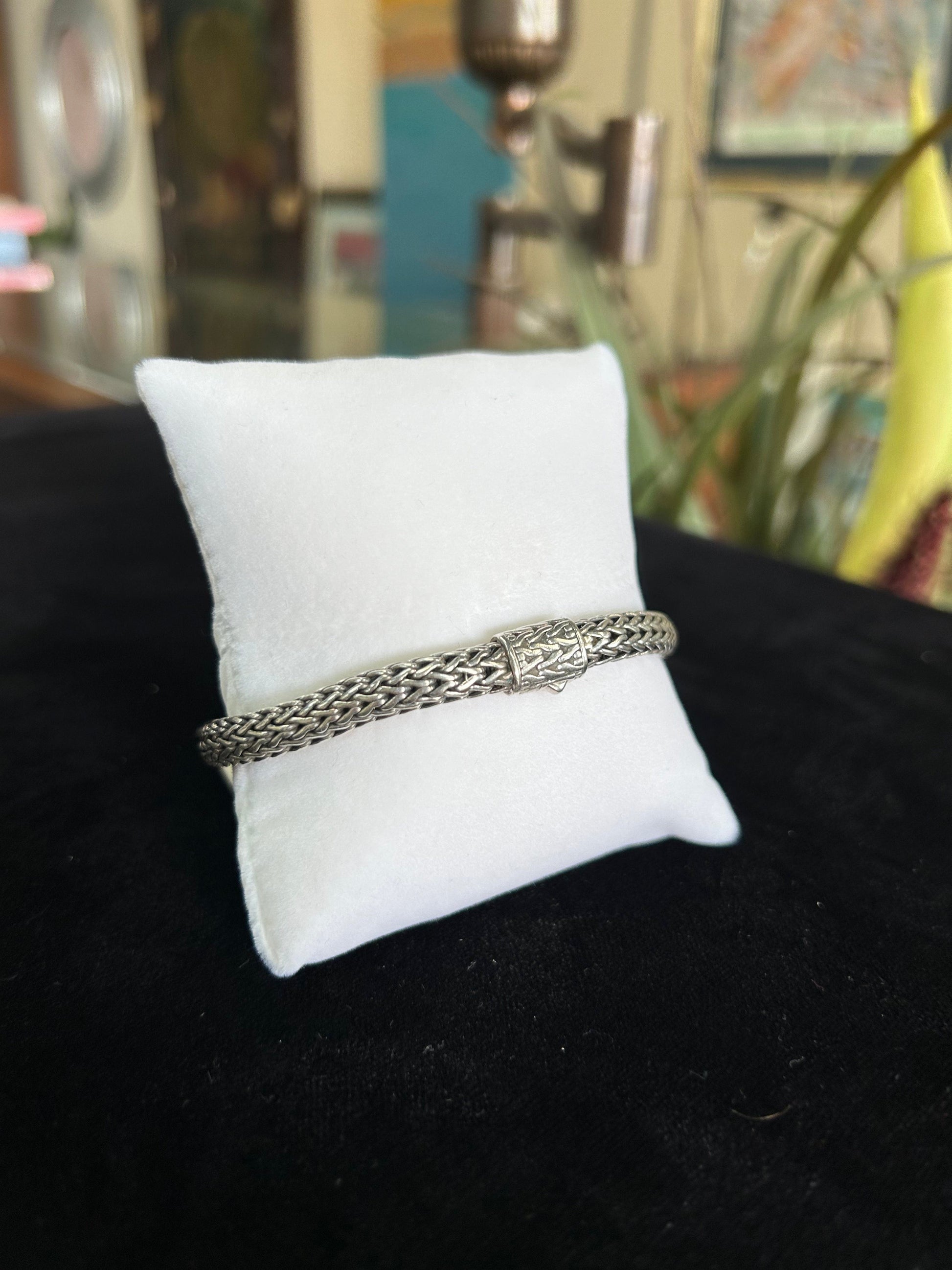 Pre owned john hardy jewelry discount