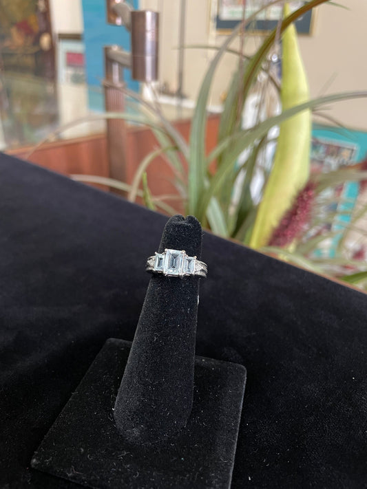Aquamarine White Gold Gemstone Ring