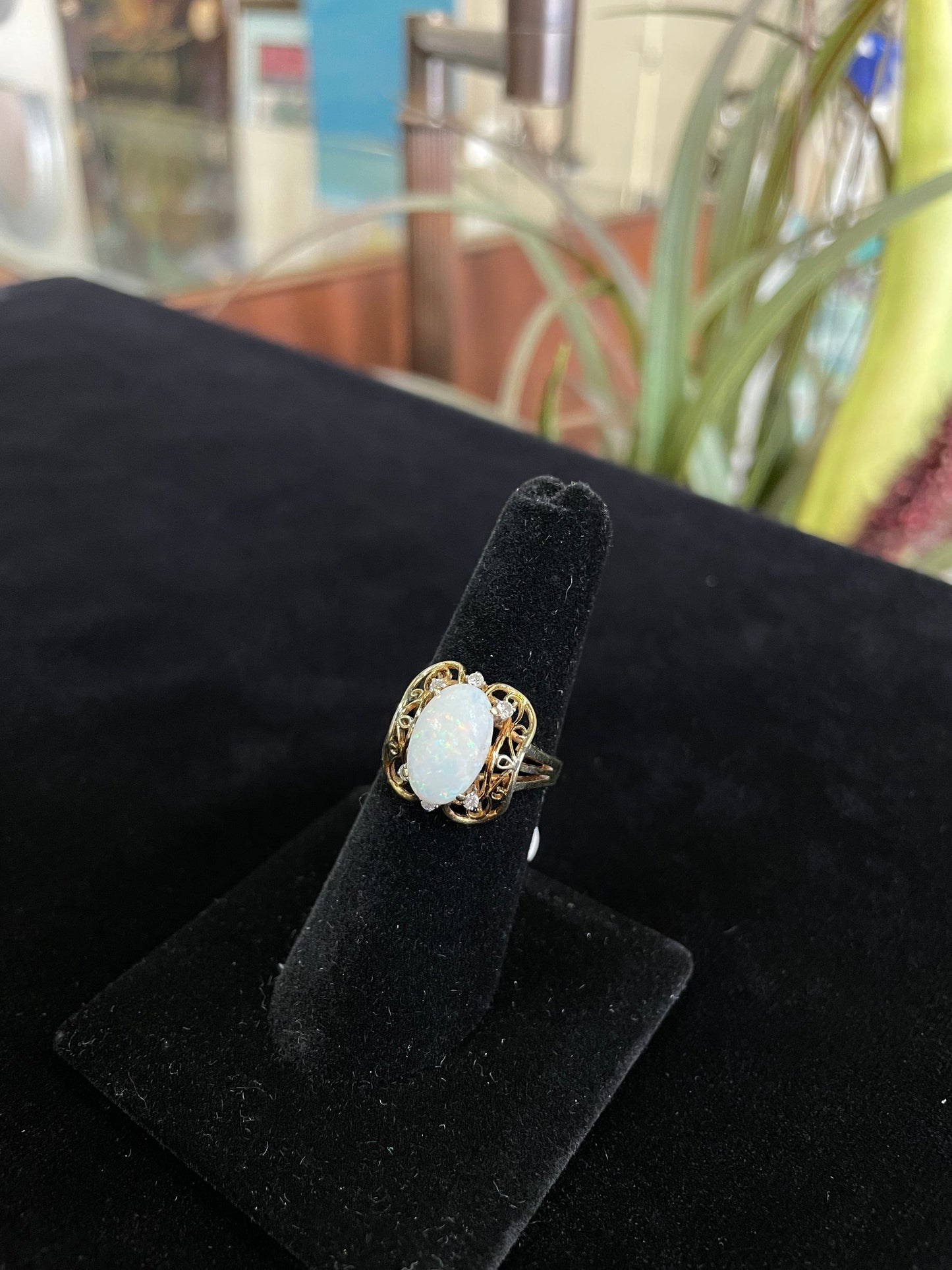 Vintage Opal Estate Gemstone Ring