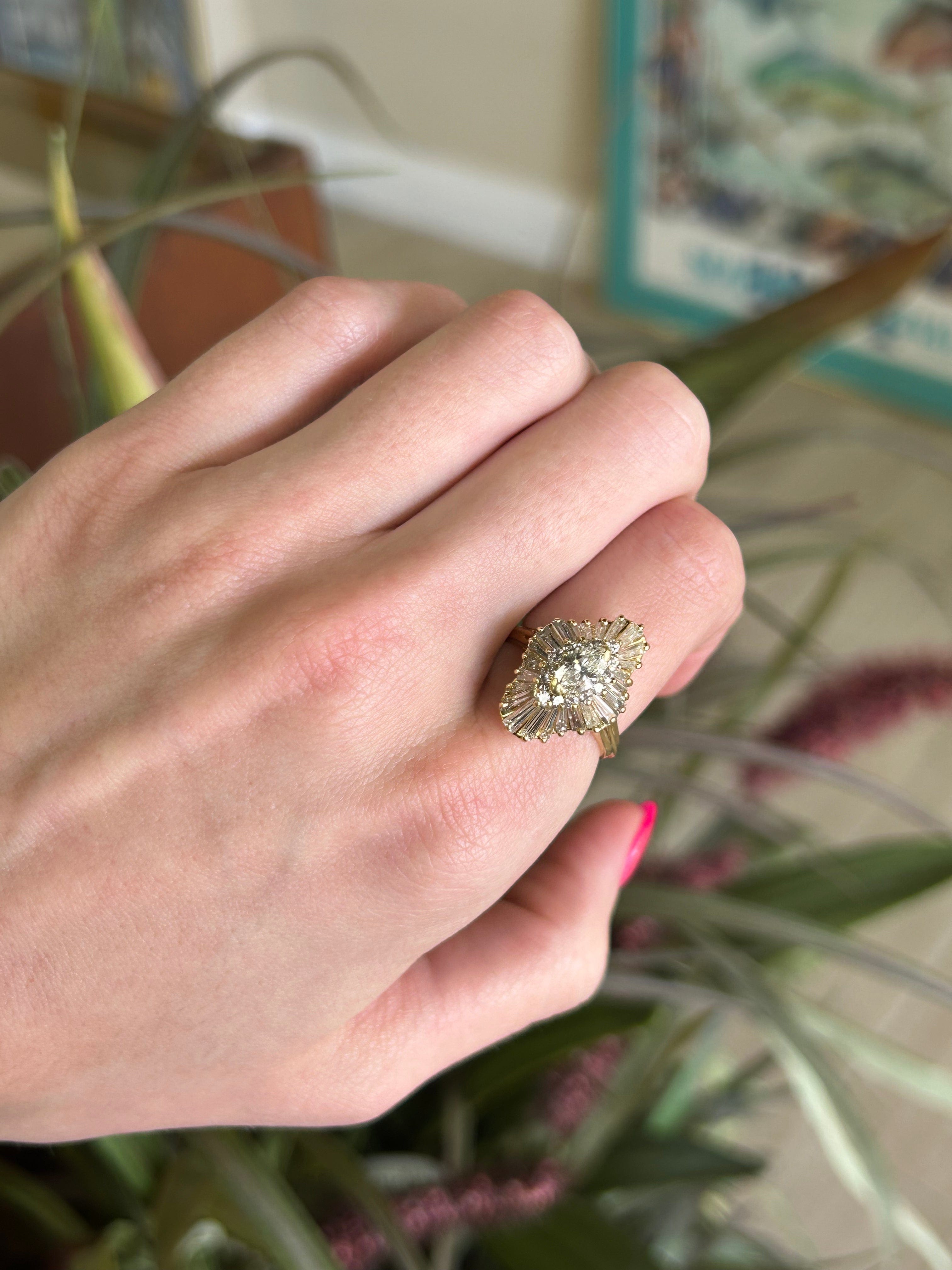 Ballerina Diamond Yellow Gold Ring