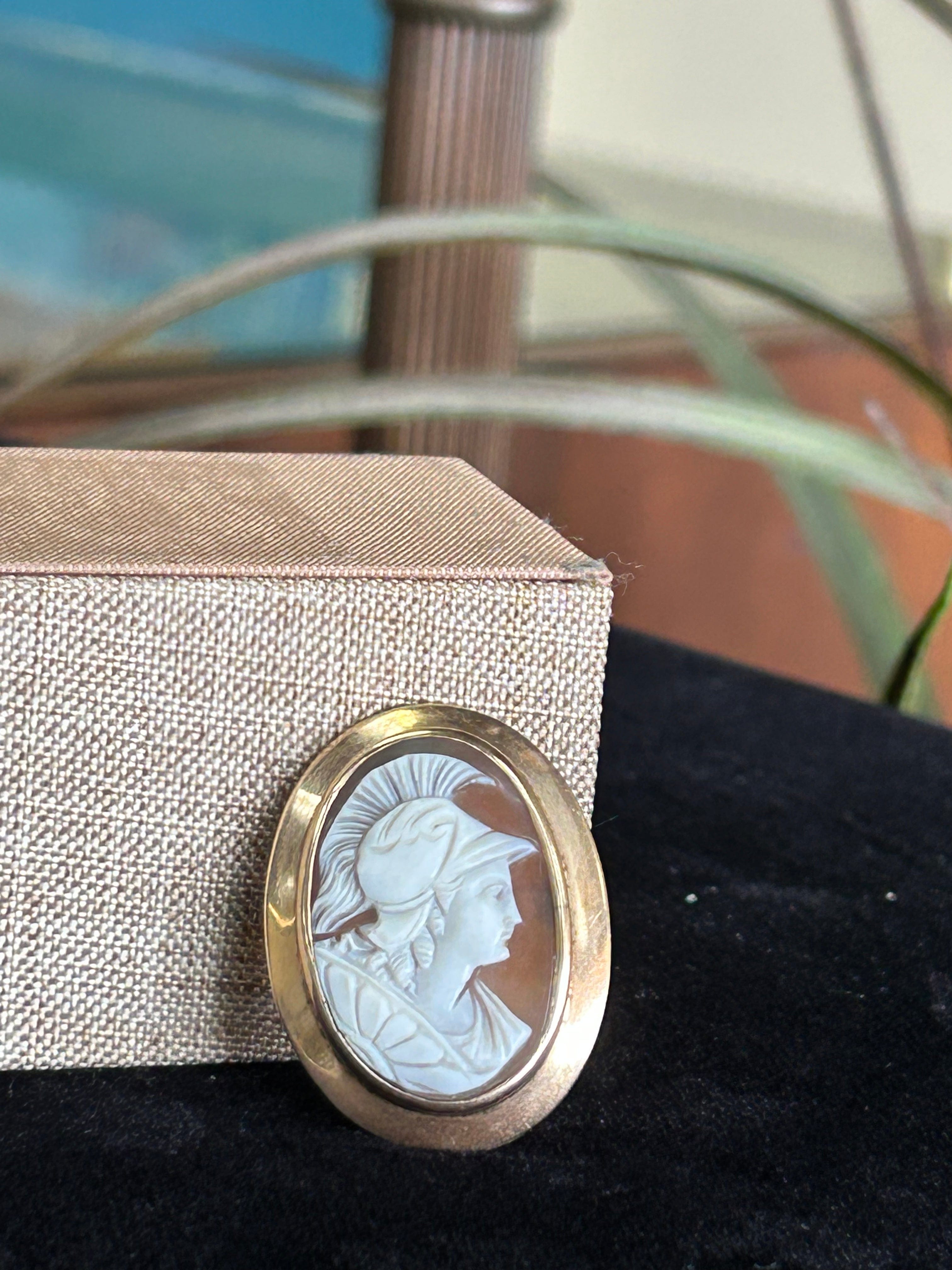 Italian Hand Carved Shell Cameo Yellow Gold 10kt